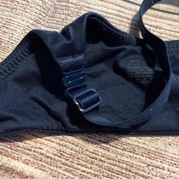 Navy Blue Target Auden ‘The Icon’ Bra, Size 38B, Adjustable And Versatile Straps - Picture 5 of 6